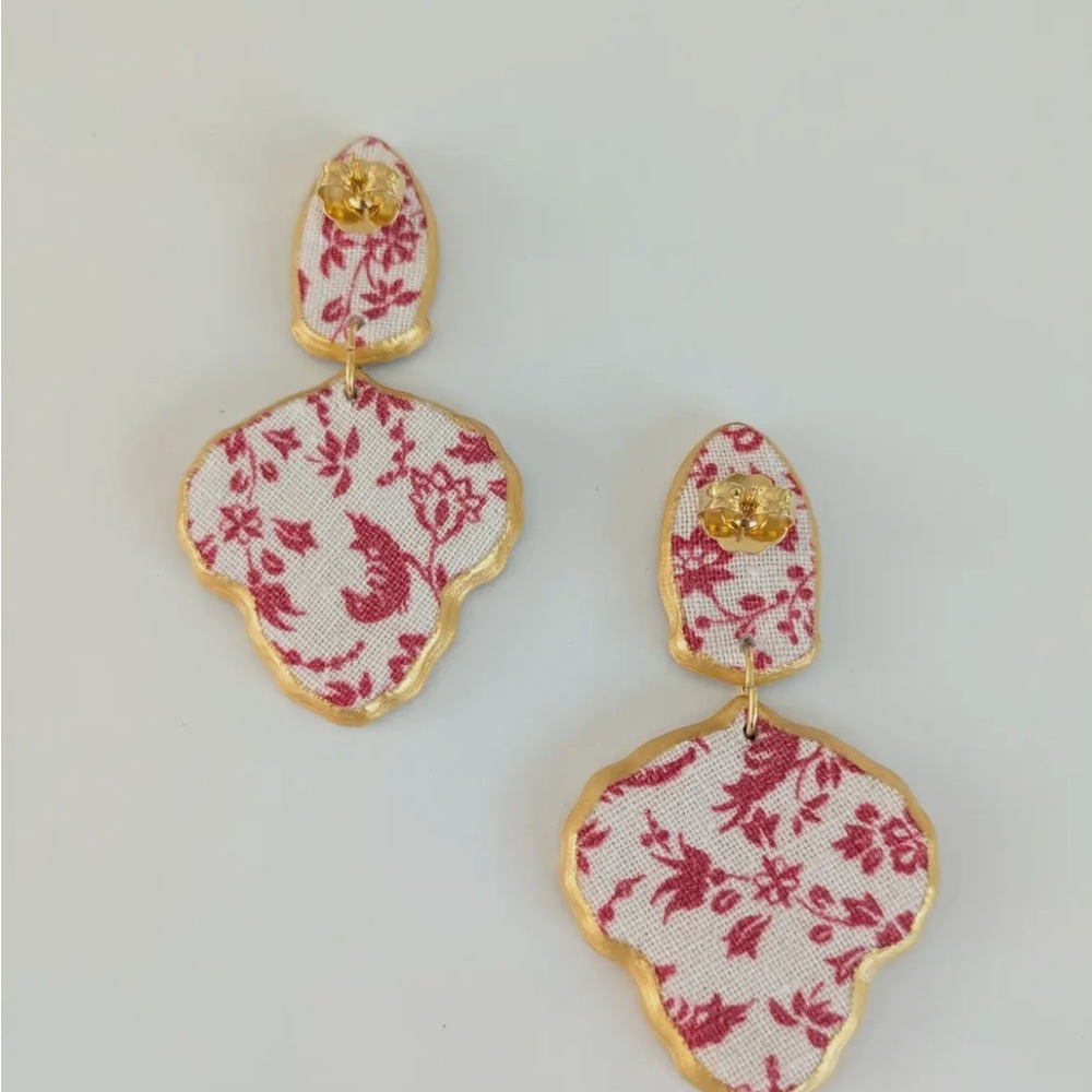Lightweight SAVANNAH pierced earrings vintage textile - Picture 4 of 4